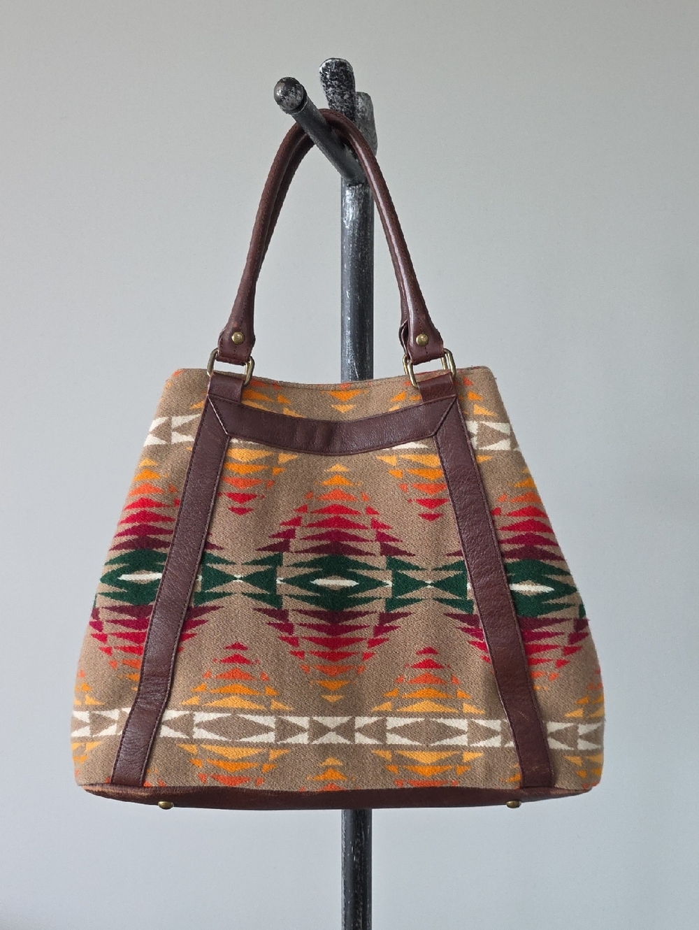 Pendleton Southwestern-style Wool Tote Bag - Picture 7 of 14